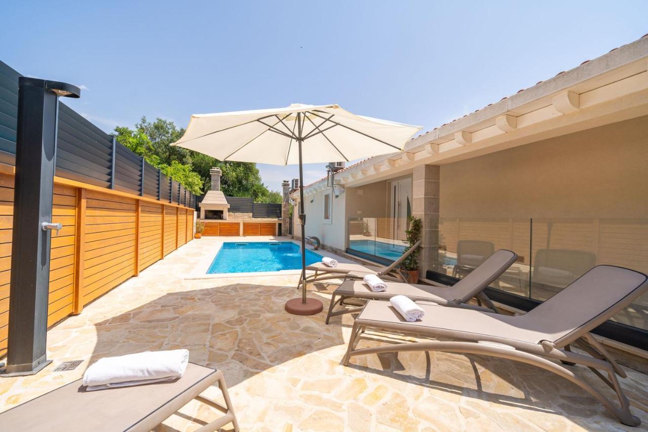 Villa Tranquility Nest Beniva Mokosica Bagian luar foto