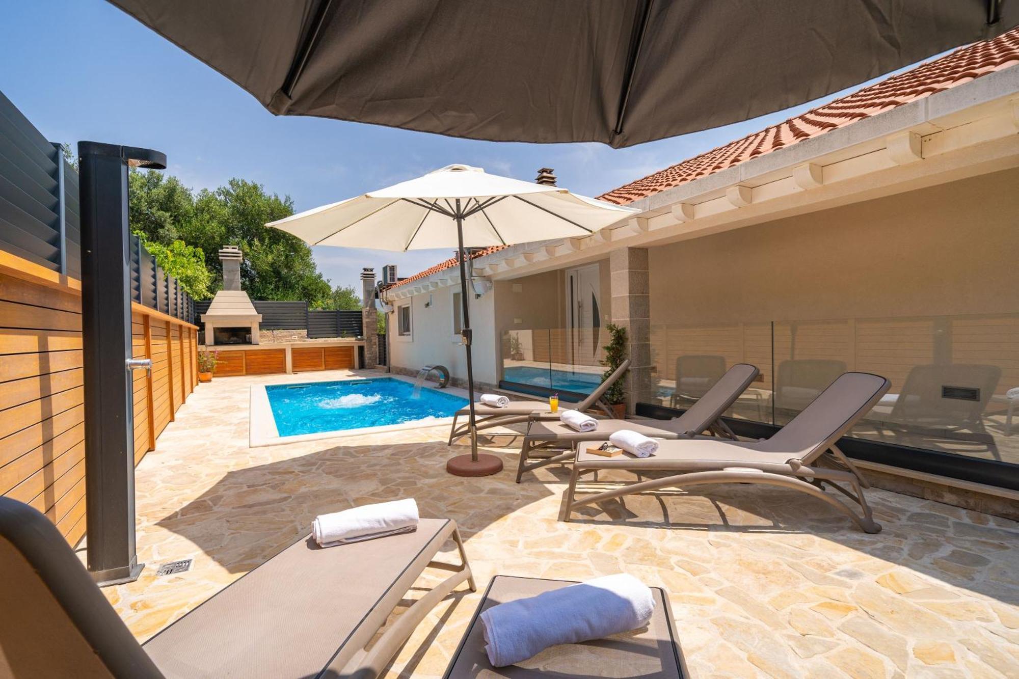 Villa Tranquility Nest Beniva Mokosica Bagian luar foto